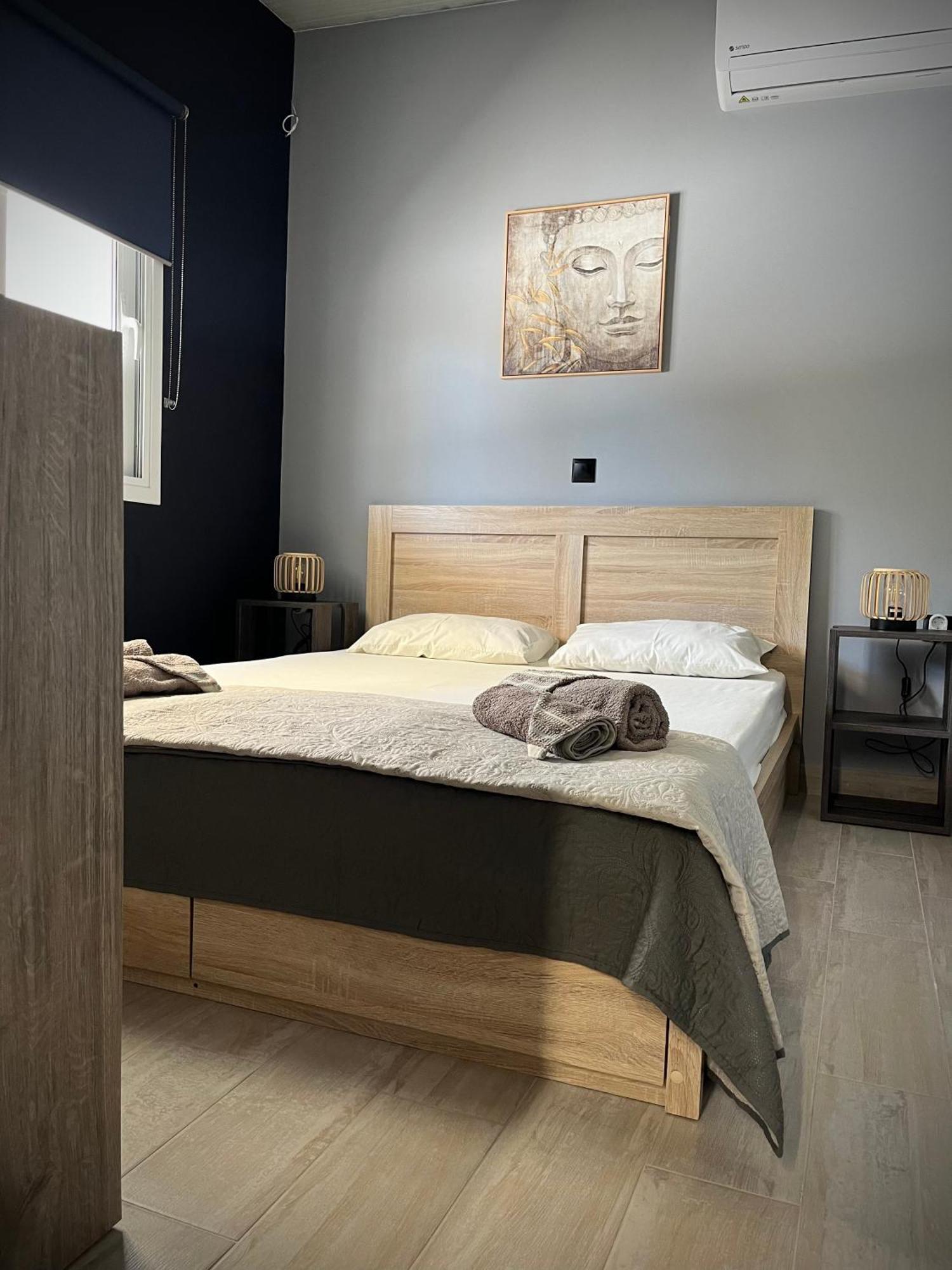Joannas Airport Luxury Rooms Artemida  Exterior foto