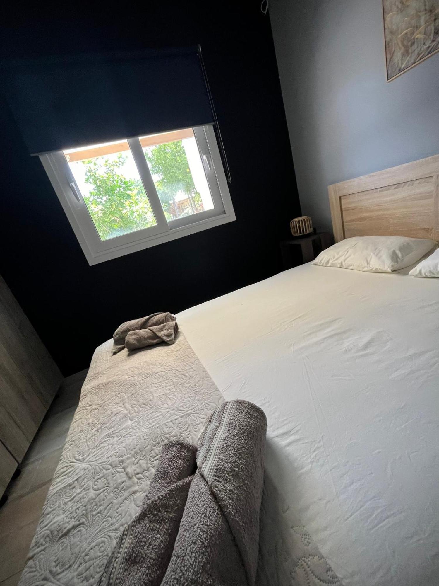 Joannas Airport Luxury Rooms Artemida  Exterior foto